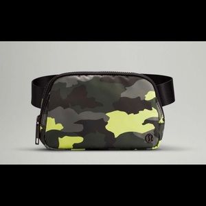 Lululemon belt bag